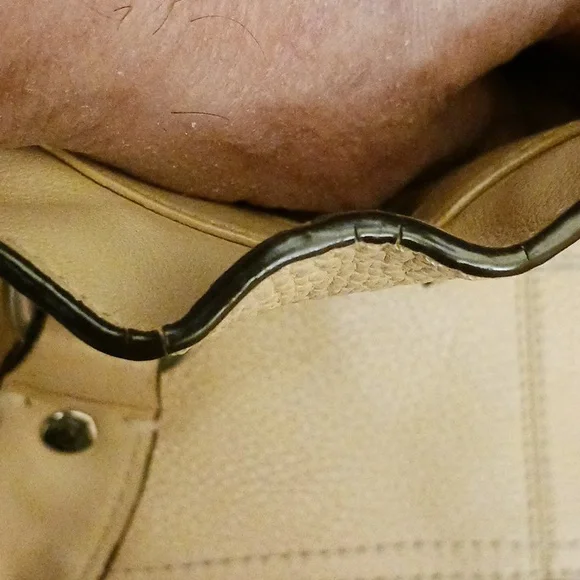 Coach Vintage Penelope Bag - Picture 13 of 13